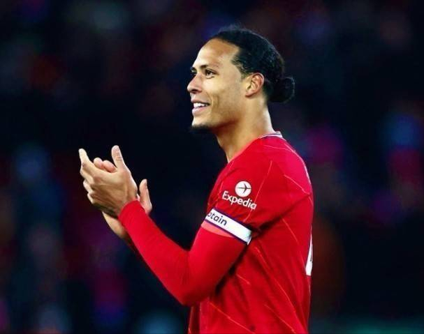 曝B费已经受够了曼联内部动荡 或在世界杯后寻找新东家