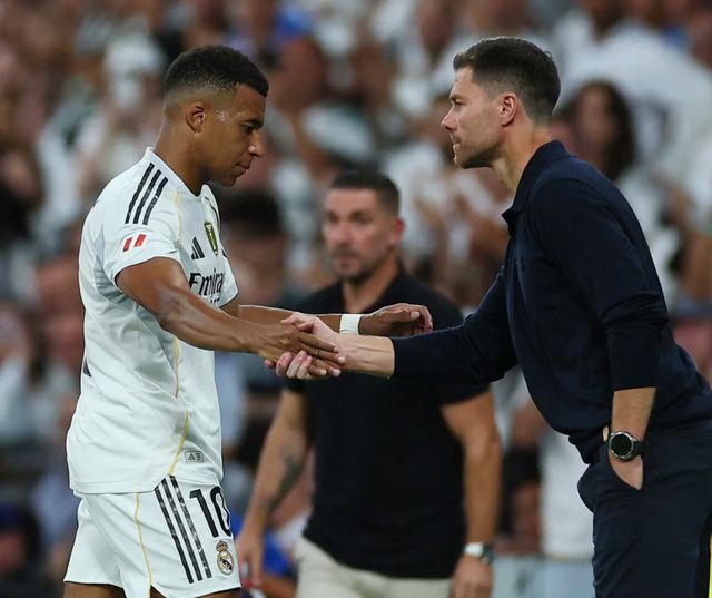 伊尼亚基：巴萨和皇马备受关注，我们不被看好但能制造惊喜