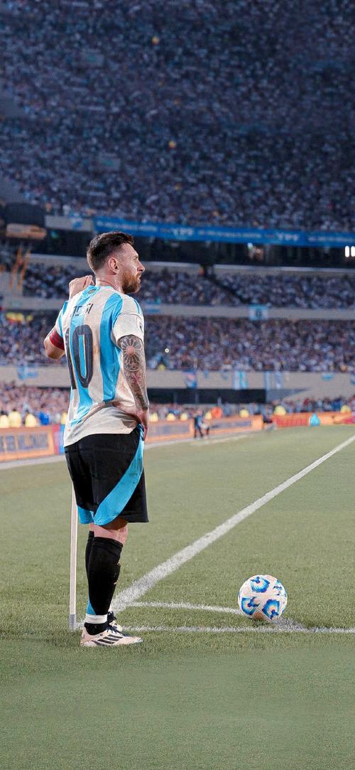 存在感实在太低！马刺锋线大将若继续低迷恐面临被交易风险