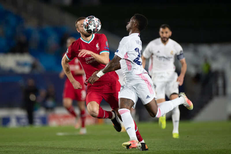 2-1！中国队掀翻比利时，超级大逆转+2026旗开得胜，球迷欢呼庆祝