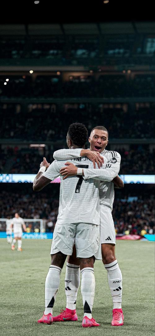 PS5单人独占失宠？《羊蹄山之魂》《死亡搁浅2》未入围PS5下载榜Top 5